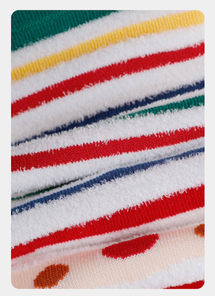 Unique centipede yarn jacquard patterns